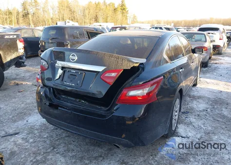 2018 Nissan Altima 2.5 S z USA, uszkodzony, nr VIN 1N4AL3AP5JC276883